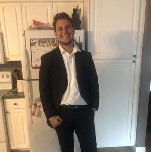 Meet your Posher, Mantas